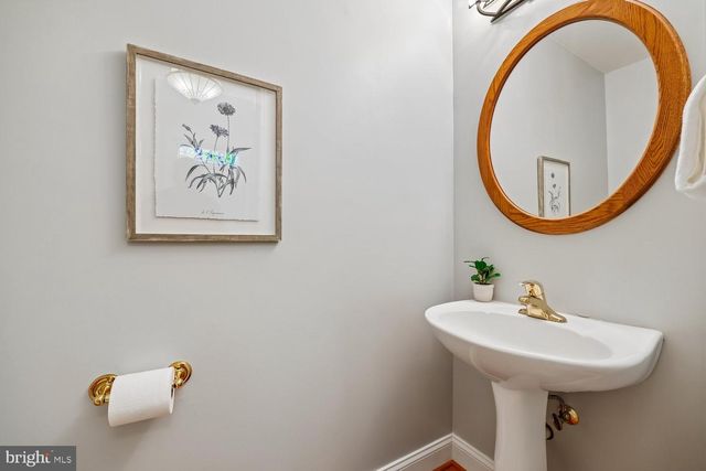 218 THAXTON ST, Gaithersburg, MD 20878