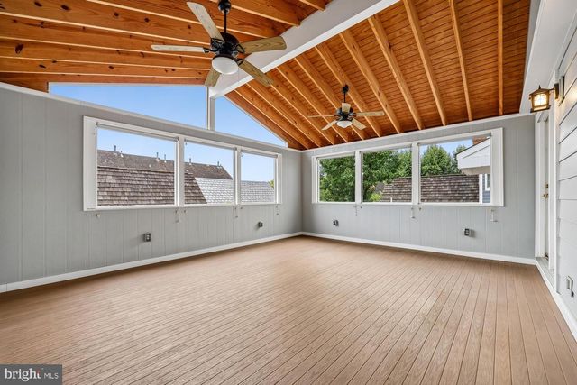 218 THAXTON ST, Gaithersburg, MD 20878