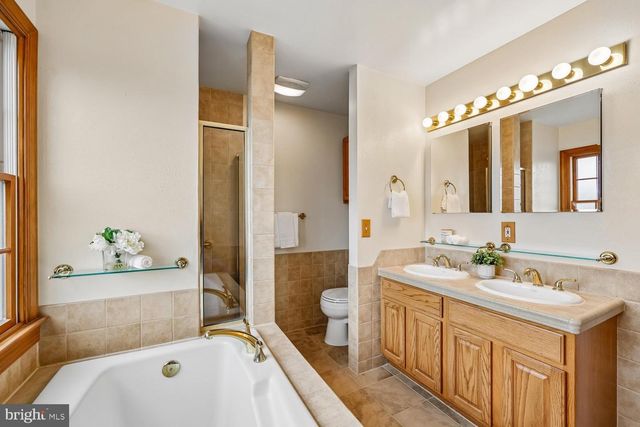 218 THAXTON ST, Gaithersburg, MD 20878