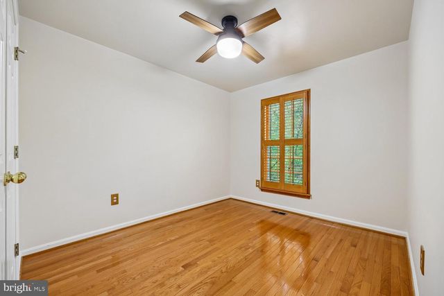 218 THAXTON ST, Gaithersburg, MD 20878
