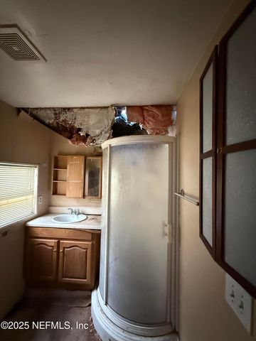 4417 VICTOR Street, Jacksonville, FL 32207