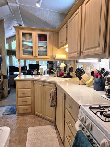 40 Pine Road, Wakefield, NH 03830
