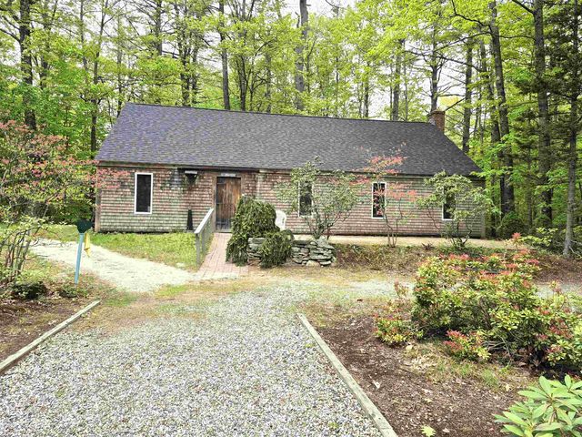 40 Pine Road, Wakefield, NH 03830