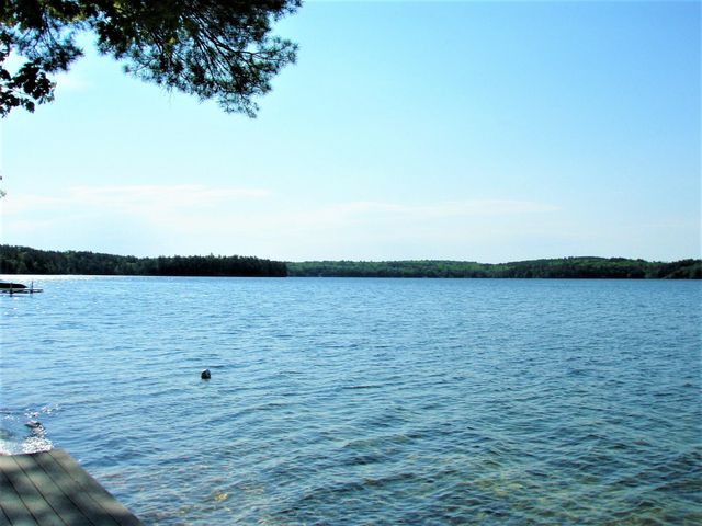 40 Pine Road, Wakefield, NH 03830