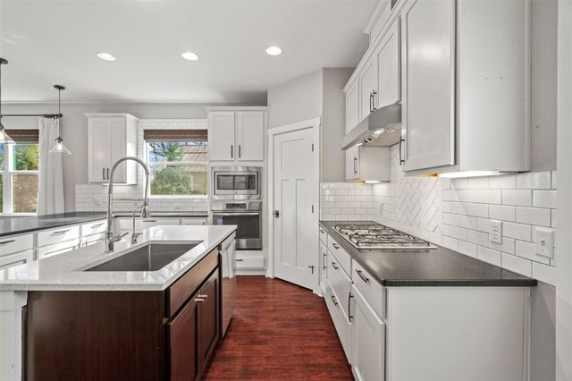 1912 S Church ST, Georgetown, TX 78626