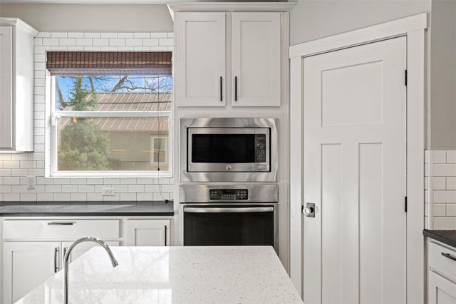 1912 S Church ST, Georgetown, TX 78626