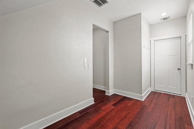 1912 S Church ST, Georgetown, TX 78626