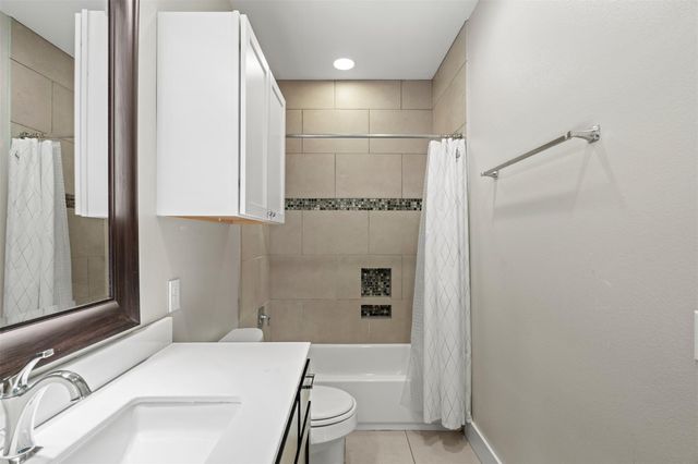 1912 S Church ST, Georgetown, TX 78626