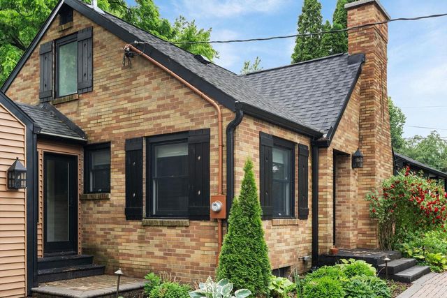 2501 Waunona Way, Madison, WI 53713