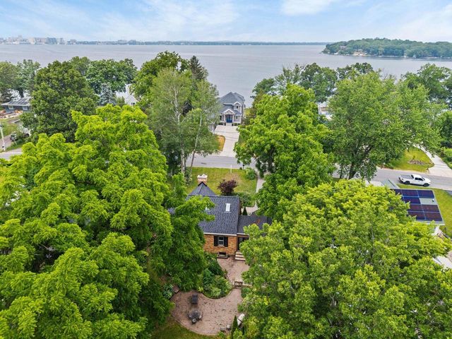 2501 Waunona Way, Madison, WI 53713