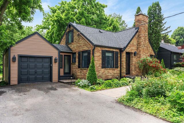 2501 Waunona Way, Madison, WI 53713