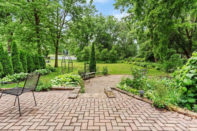2501 Waunona Way, Madison, WI 53713