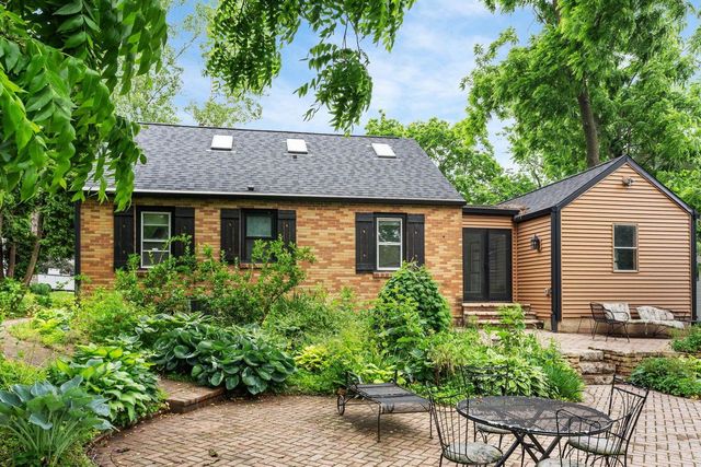 2501 Waunona Way, Madison, WI 53713