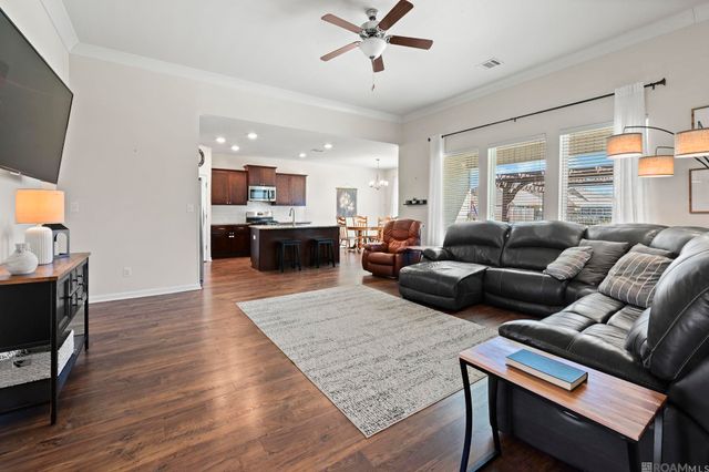 21366 Barnridge Dr, Zachary, LA 70791