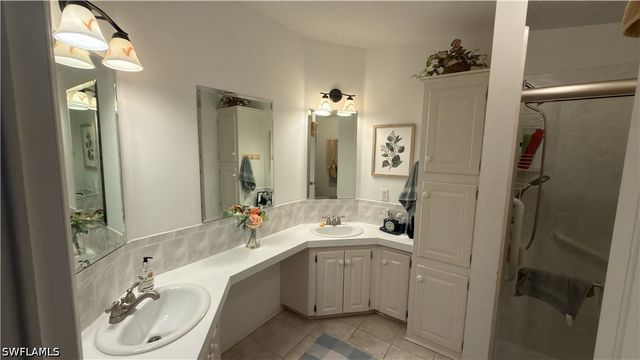 26239 Bonita Fairways CIR, Bonita Springs, FL 34135