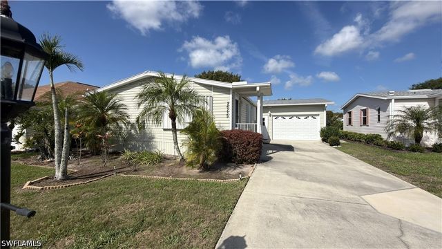26239 Bonita Fairways CIR, Bonita Springs, FL 34135