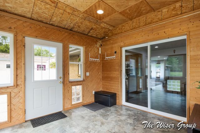1456 Ball Avenue NE, Grand Rapids, MI 49505