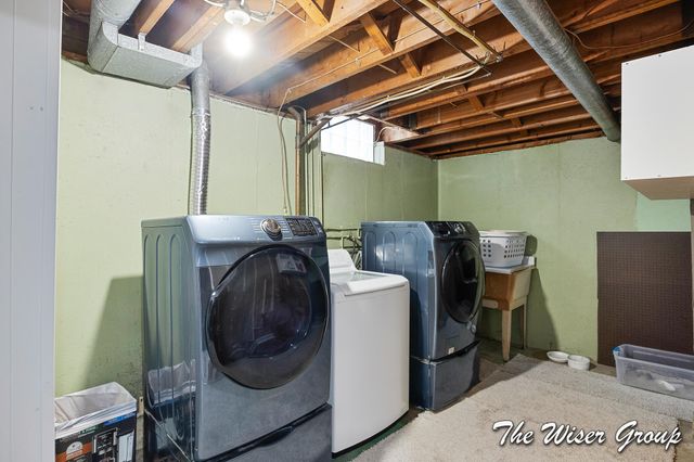 1456 Ball Avenue NE, Grand Rapids, MI 49505