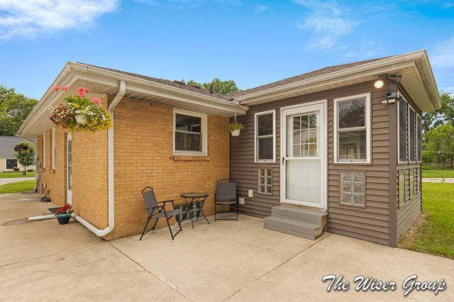 1456 Ball Avenue NE, Grand Rapids, MI 49505