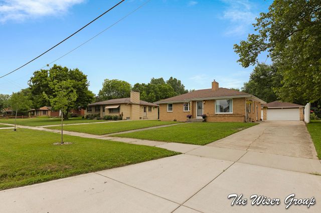 1456 Ball Avenue NE, Grand Rapids, MI 49505