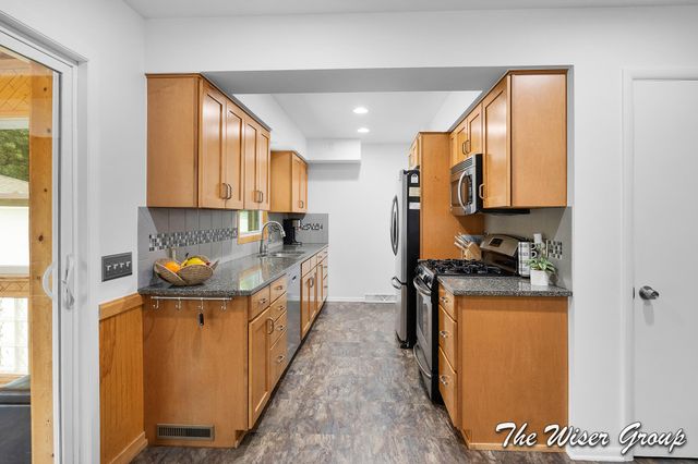1456 Ball Avenue NE, Grand Rapids, MI 49505