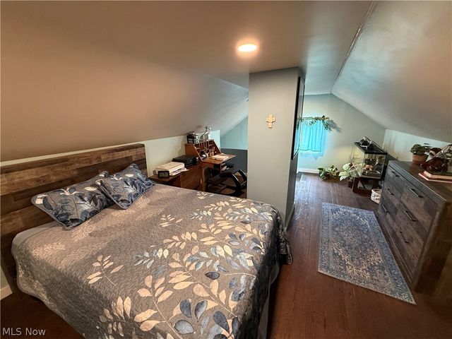 1517 Granby Avenue, Cleveland, OH 44109