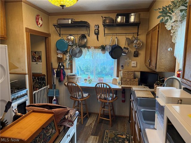 1517 Granby Avenue, Cleveland, OH 44109