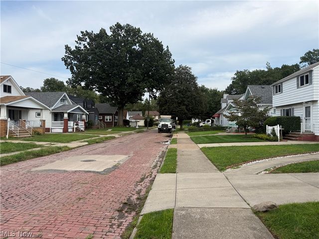 1517 Granby Avenue, Cleveland, OH 44109