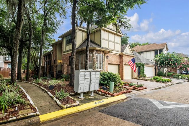 12853 Kingsbridge Lane, Houston, TX 77077