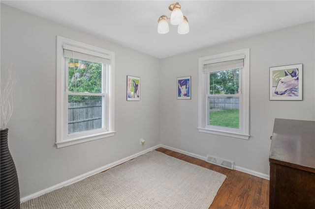 143 Endicott Drive, Warwick, RI 02886