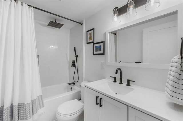 143 Endicott Drive, Warwick, RI 02886