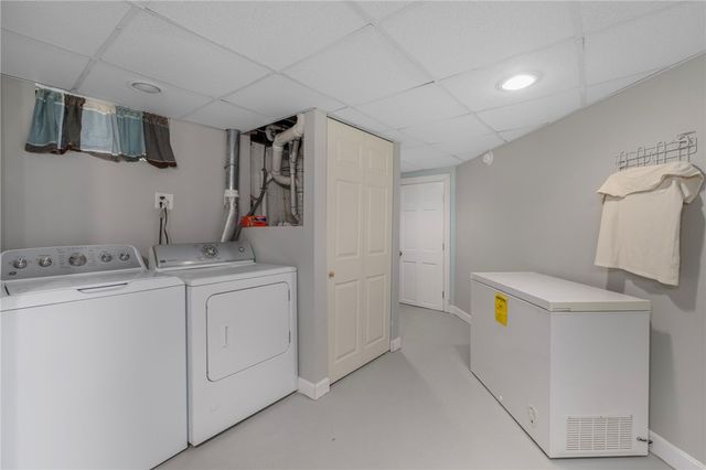 143 Endicott Drive, Warwick, RI 02886