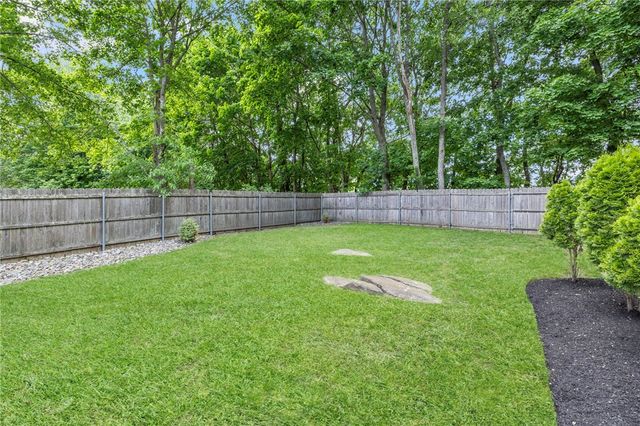 143 Endicott Drive, Warwick, RI 02886