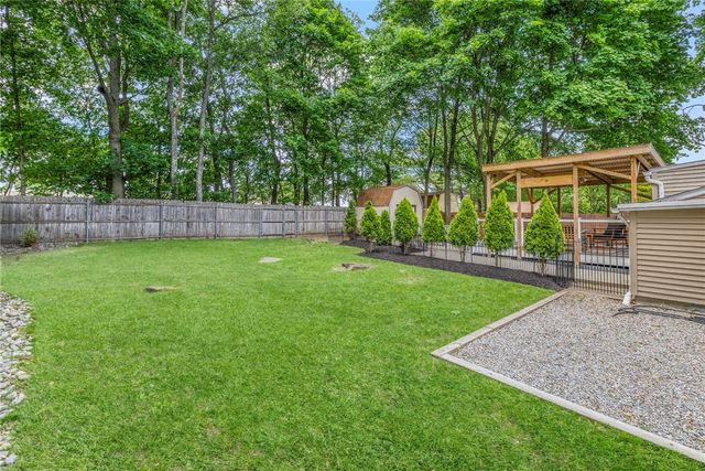 143 Endicott Drive, Warwick, RI 02886
