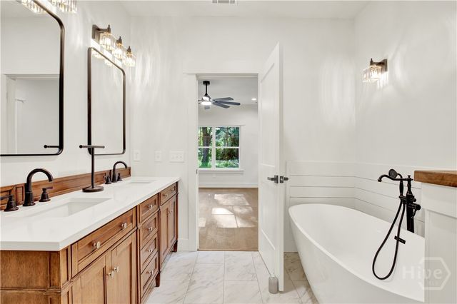 45 Dutchman's cove Road, Midway, GA 31320