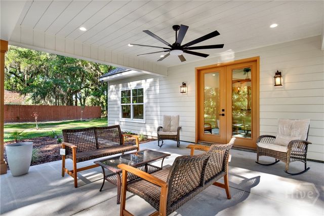 45 Dutchman's cove Road, Midway, GA 31320