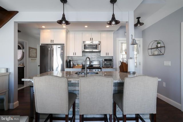 140 MATILDA DR, Manahawkin, NJ 08050