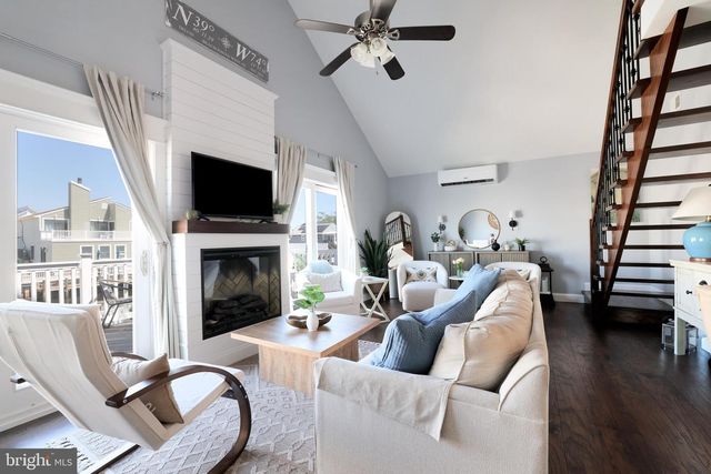 140 MATILDA DR, Manahawkin, NJ 08050