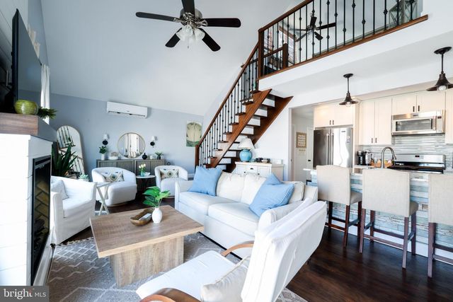 140 MATILDA DR, Manahawkin, NJ 08050