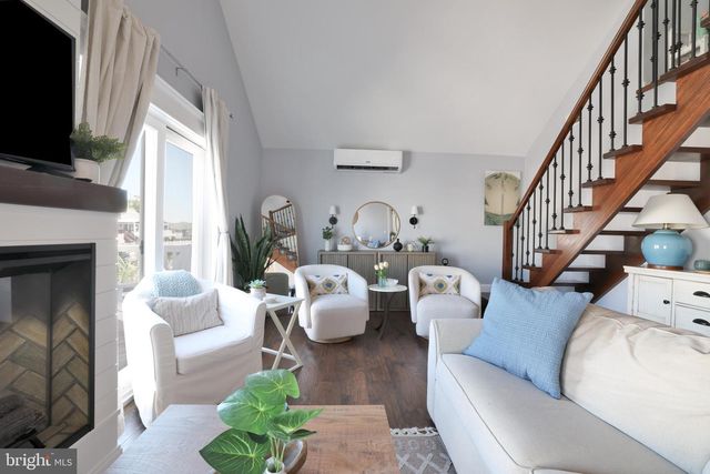 140 MATILDA DR, Manahawkin, NJ 08050