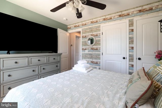 140 MATILDA DR, Manahawkin, NJ 08050