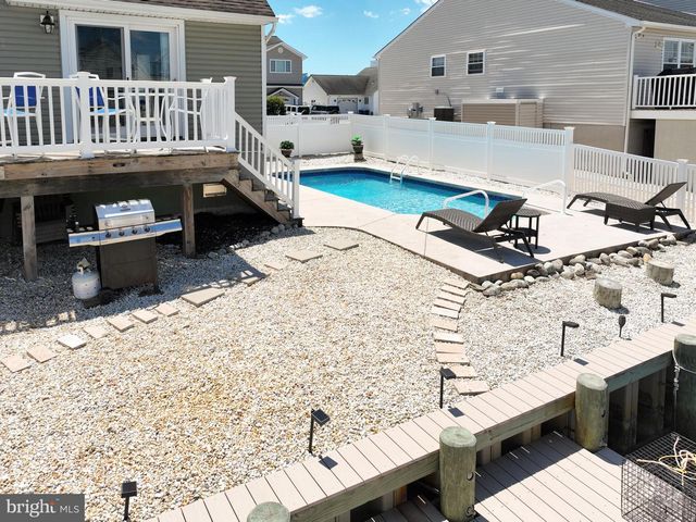 140 MATILDA DR, Manahawkin, NJ 08050