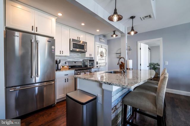 140 MATILDA DR, Manahawkin, NJ 08050