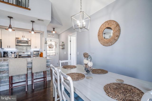 140 MATILDA DR, Manahawkin, NJ 08050