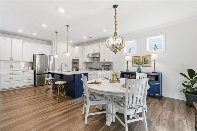 707 Evergreen Lane, Canton, GA 30114