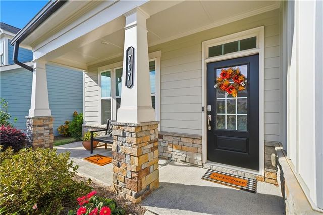 707 Evergreen Lane, Canton, GA 30114
