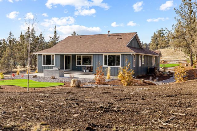 5730 Engleman Spruce Way, Klamath Falls, OR 97601