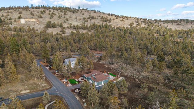 5730 Engleman Spruce Way, Klamath Falls, OR 97601