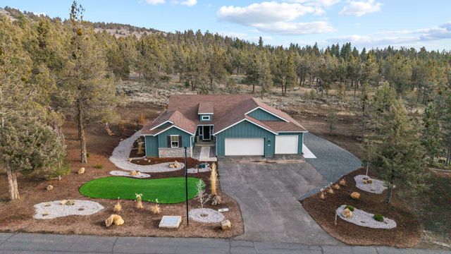 5730 Engleman Spruce Way, Klamath Falls, OR 97601