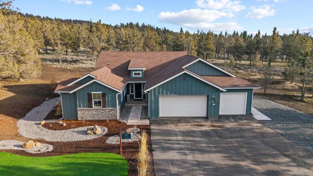 5730 Engleman Spruce Way, Klamath Falls, OR 97601